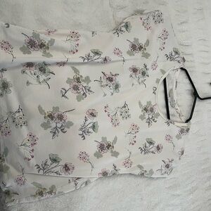 White floral print LC Lauren Conrad blouse #floralblouse